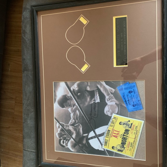 Framed Ken Norton Signed Ali Vs Norton - Picture 2 of 6
